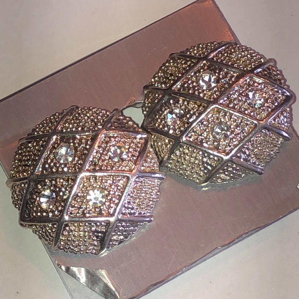 Elegant Silver Tone Rhinestone Retro Boho Round Clip On Earrings